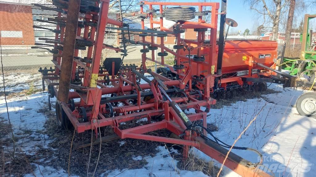 Skara 540 耙車