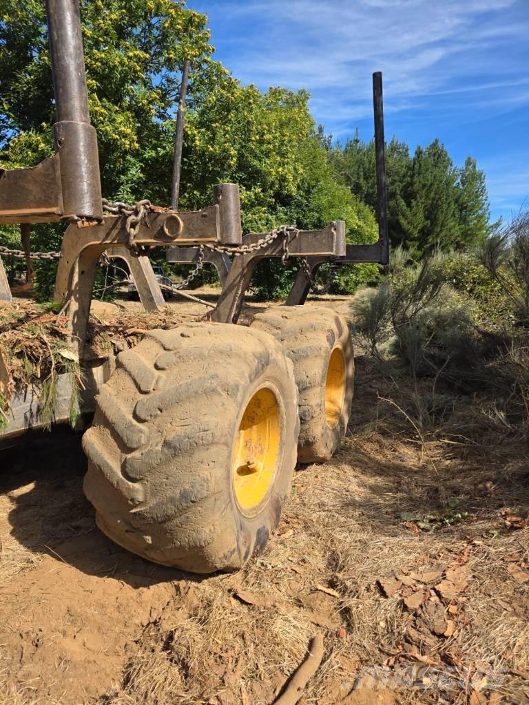 Rottne F13 集運機