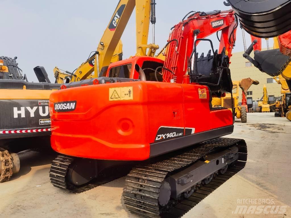Doosan DX 140 LC 履帶式 挖土機/掘鑿機/挖掘機