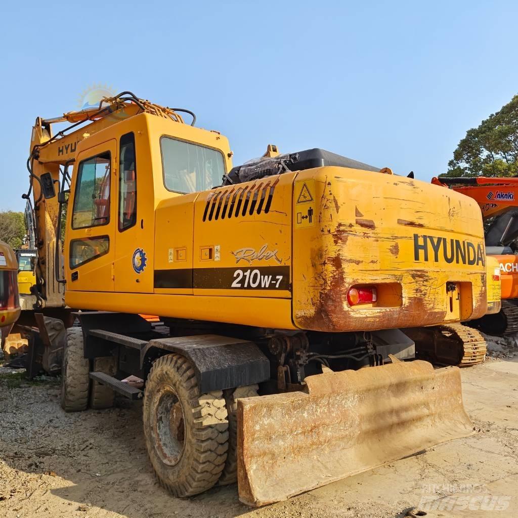 Hyundai R210W-7 旋轉式挖土機/掘鑿機/挖掘機