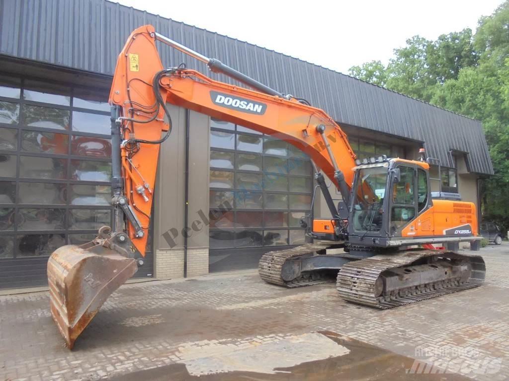 Doosan DX 255 LC-5 履帶式 挖土機/掘鑿機/挖掘機