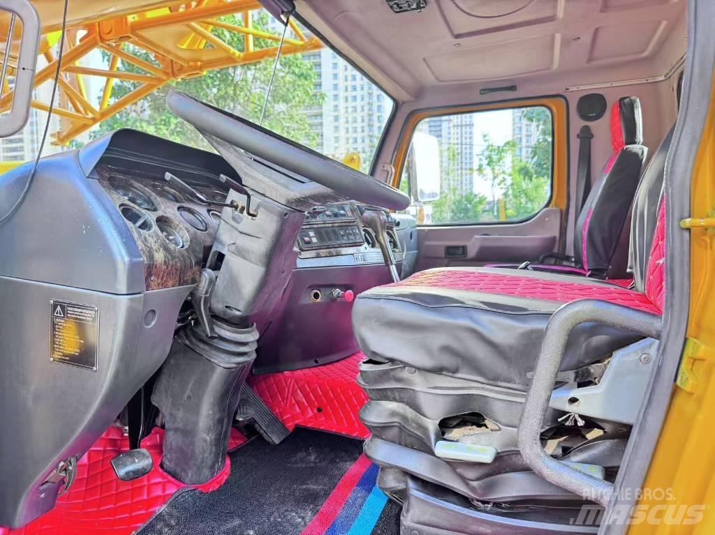 XCMG QY 70 K 全路面起重機/吊車