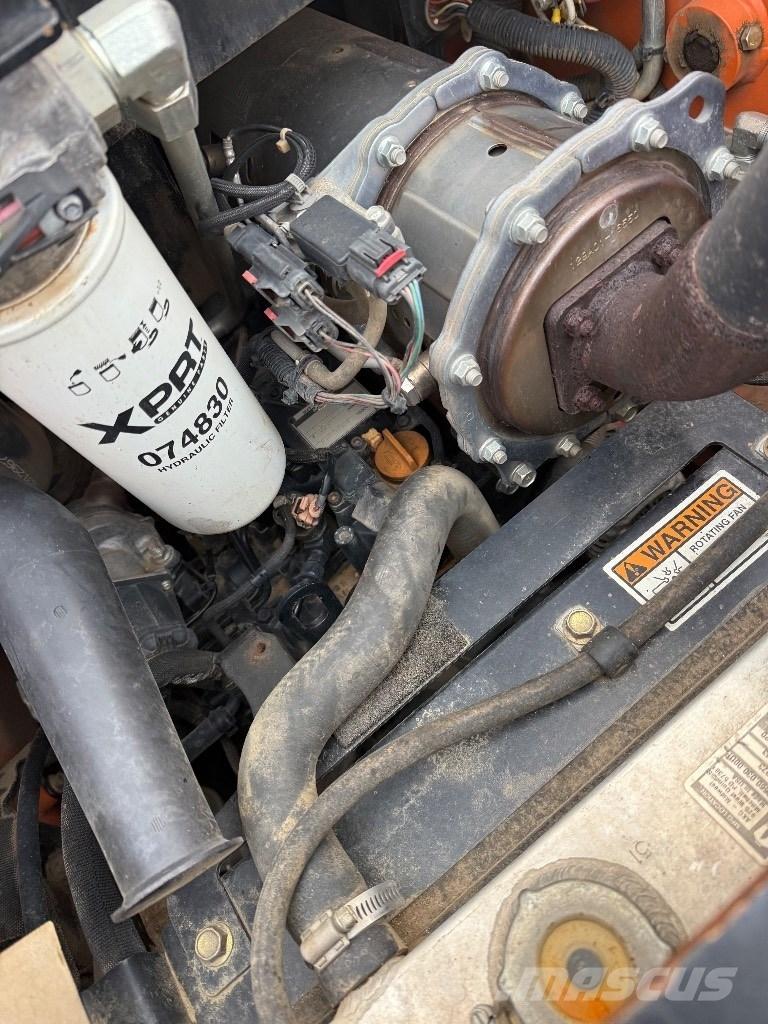 Gehl R 135 滑移轉向裝載機