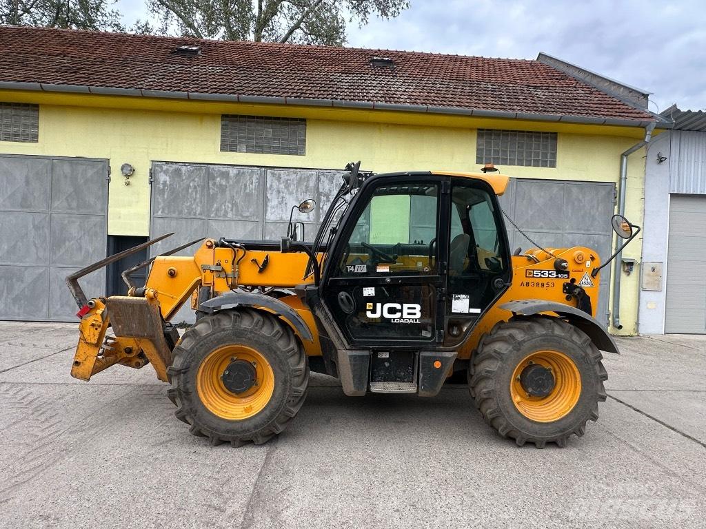 JCB 533-105 伸縮臂操作車