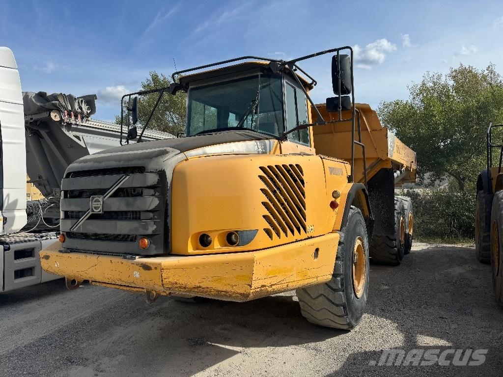 Volvo A 30 E 鉸接式起吊車
