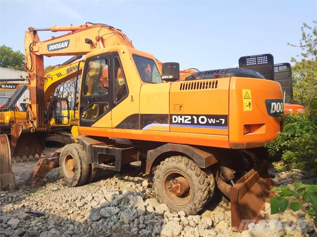 Doosan DH210W-7 旋轉式挖土機/掘鑿機/挖掘機