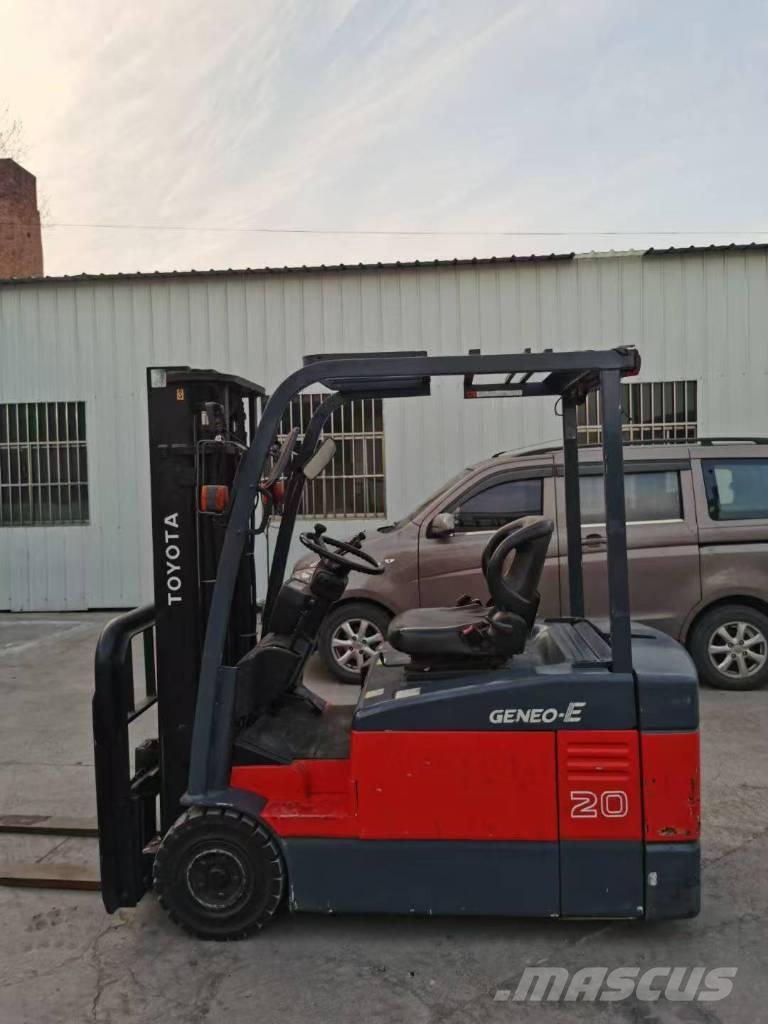 Toyota 2t 柴油卡車