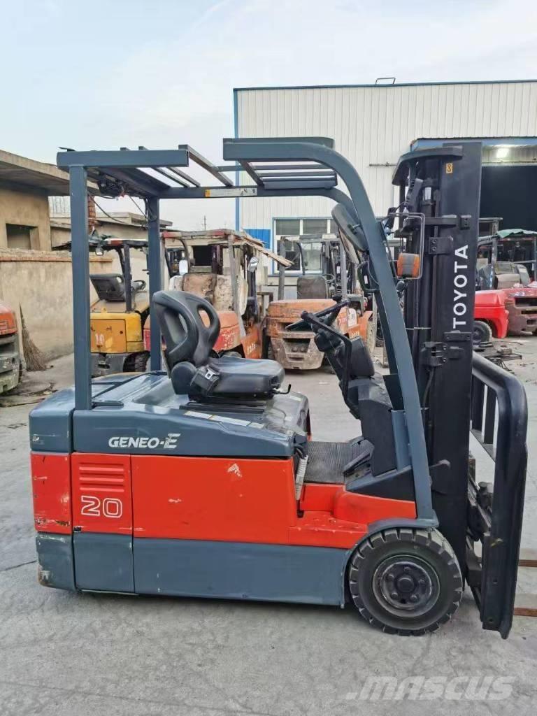 Toyota 2t 柴油卡車