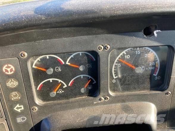 CAT 740 鉸接式起吊車