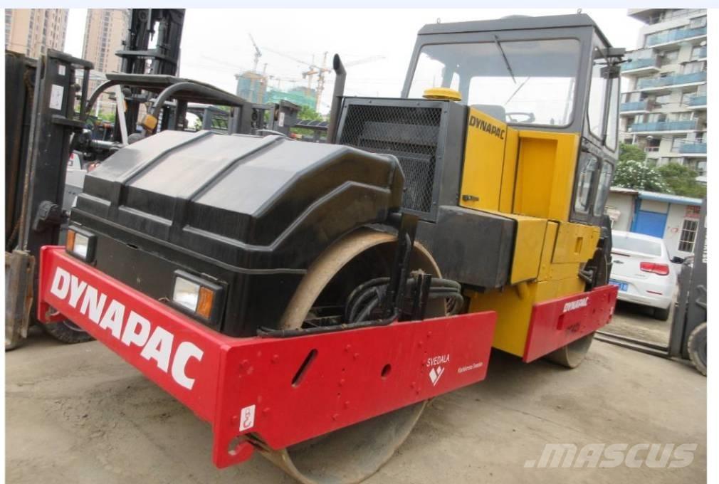 Dynapac CC 421 雙輪滾壓機