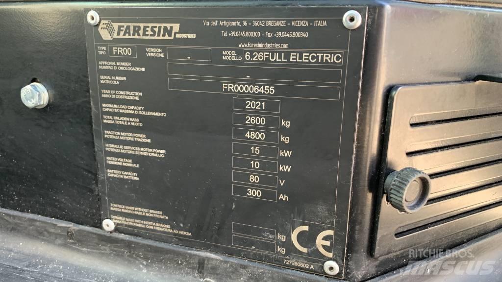 Faresin 6.26 E 伸縮臂操作車