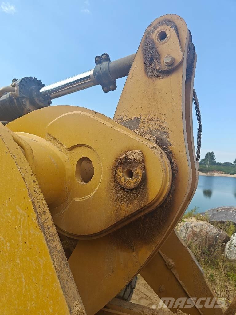 CAT 950 GC 輪胎式裝載機