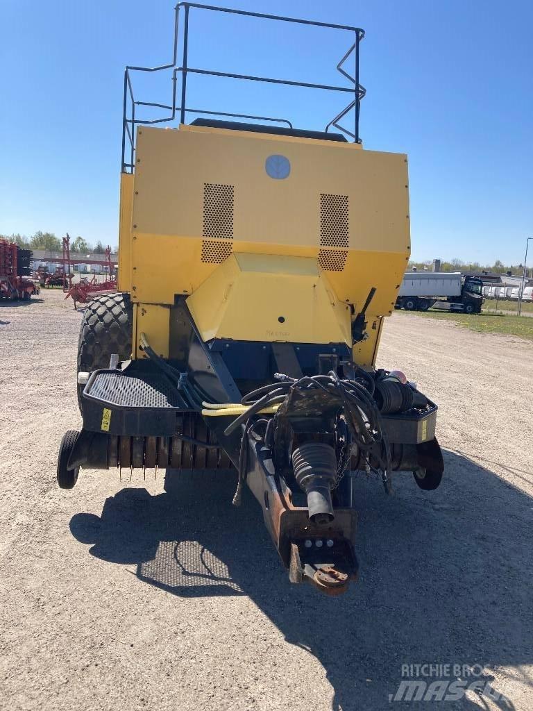 New Holland BB 980 方形打捆機