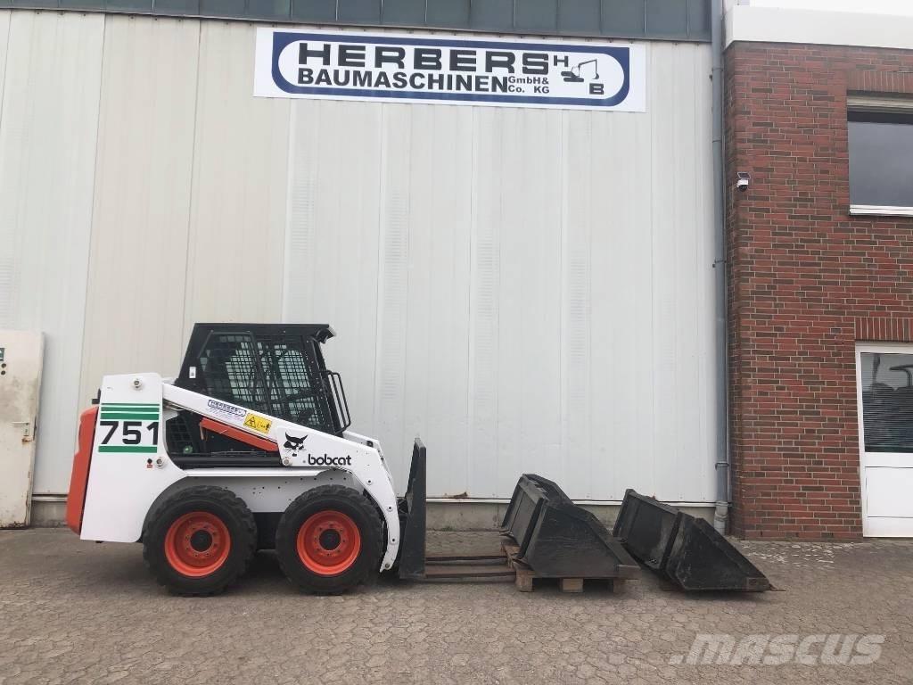 Bobcat 751 (753) 滑移轉向裝載機
