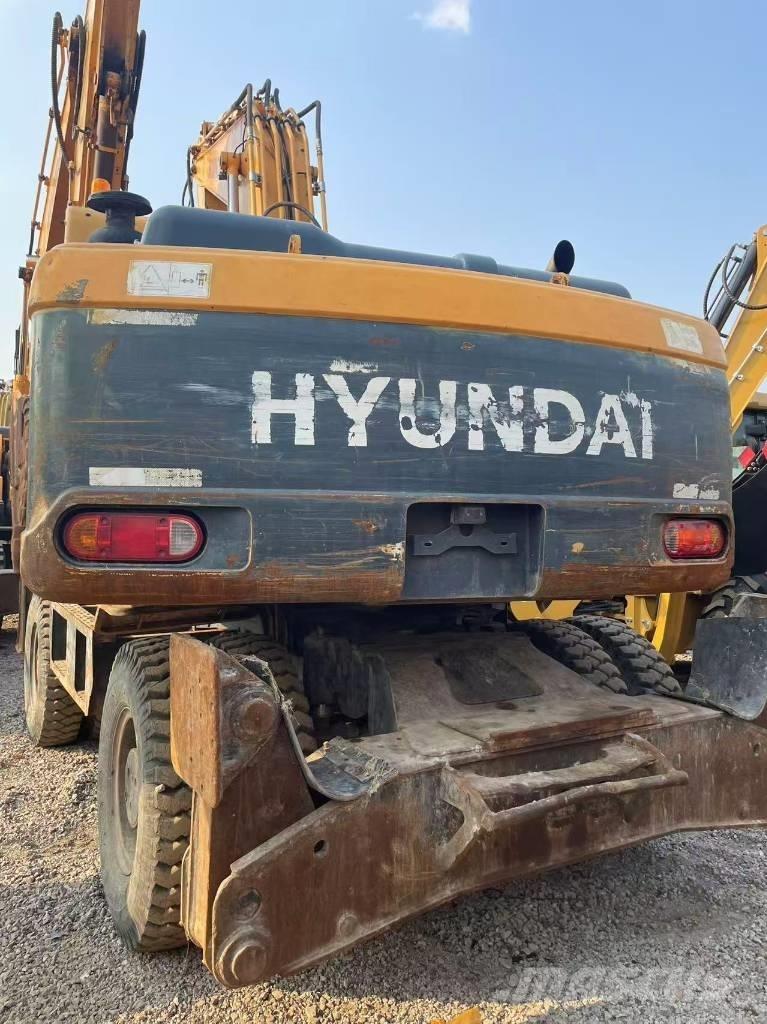 Hyundai 210W-9 旋轉式挖土機/掘鑿機/挖掘機