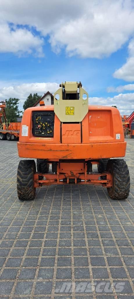 JLG 600AJ 曲臂高空作業車