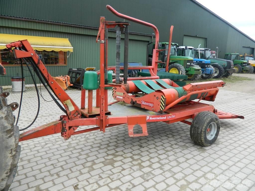 Kverneland UN7512 包裝機