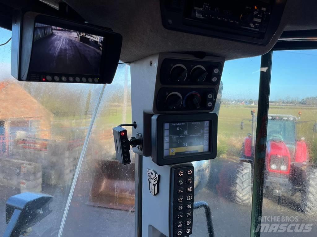 CAT 972 M 輪胎式裝載機