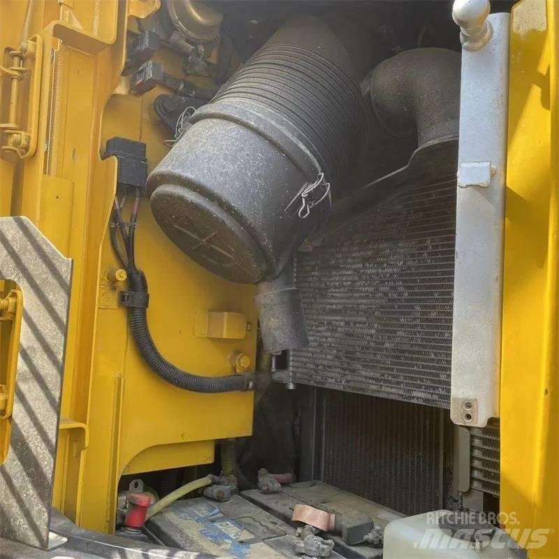 Komatsu PC 138 履帶式 挖土機/掘鑿機/挖掘機