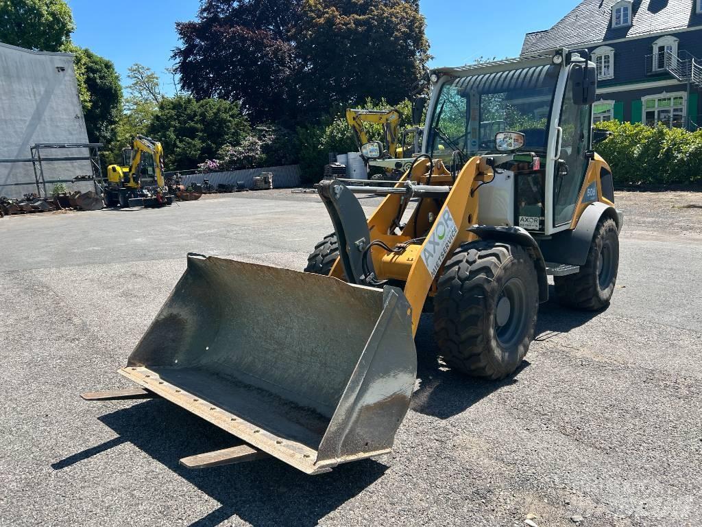 Liebherr L 506 輪胎式裝載機