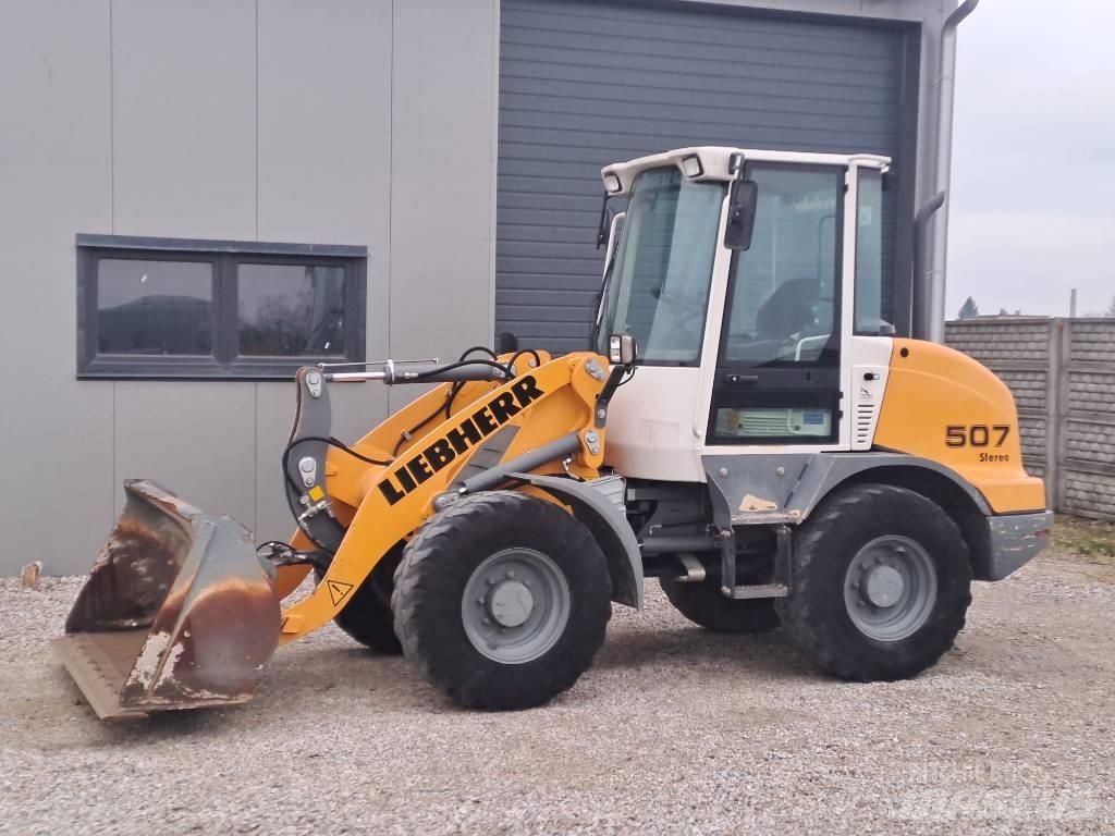 Liebherr 507 輪胎式裝載機