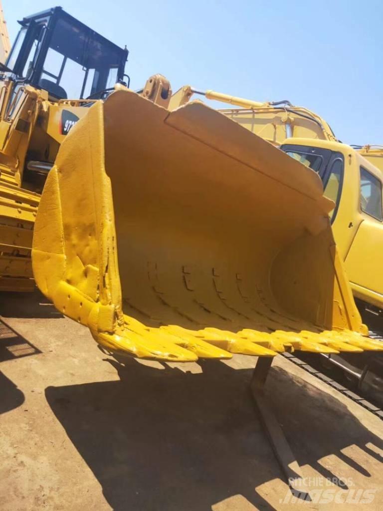 CAT 973 推土機