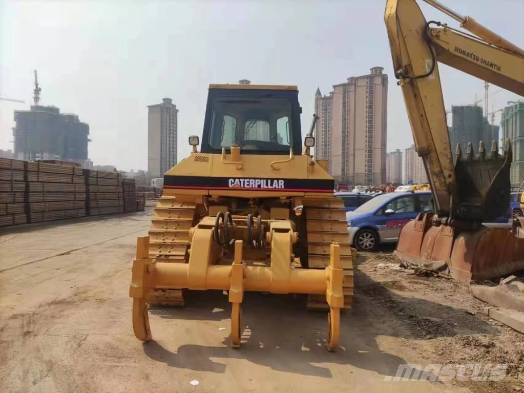 CAT D 6 M 履帶推土機