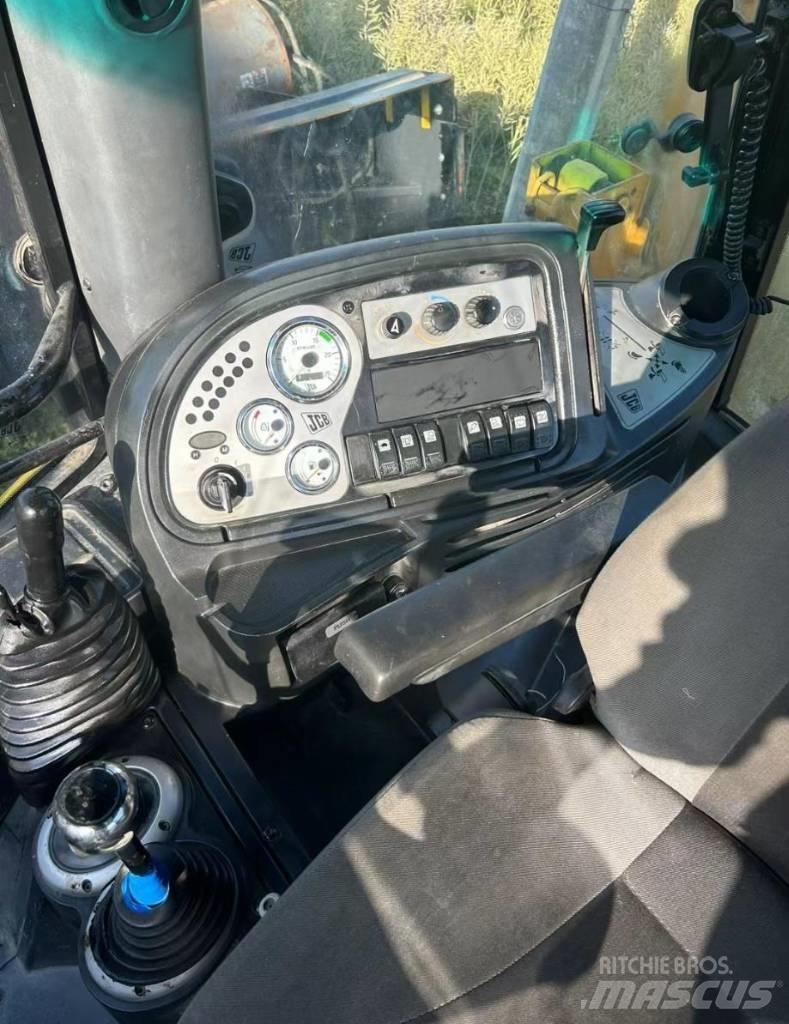 JCB 3 CX 反鏟裝載機