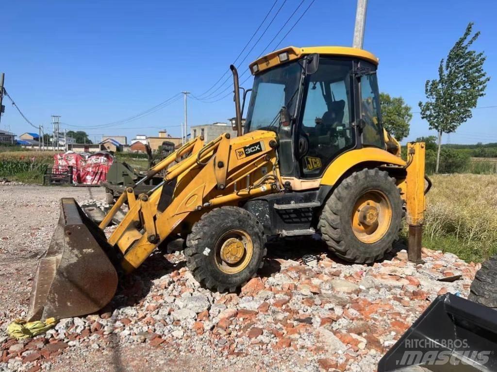JCB 3 CX 反鏟裝載機
