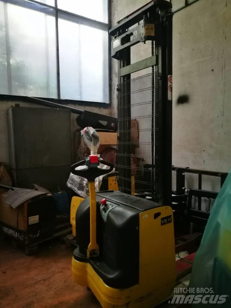 Hyster S 1.2 電動堆高機