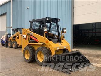 CAT 216 B 3 小型裝載機