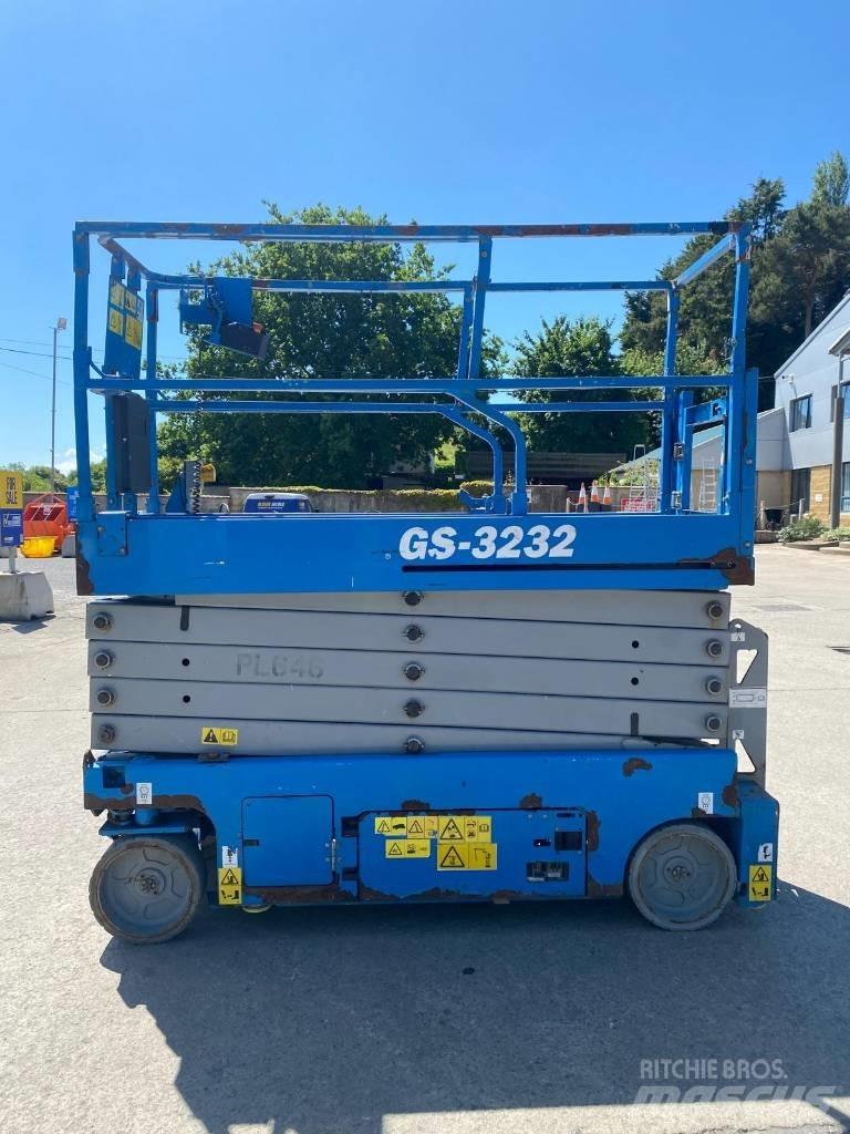 Genie GS 3232 剪式升降機