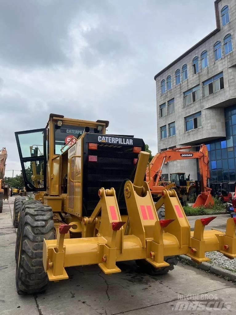 CAT 140 H 平土機