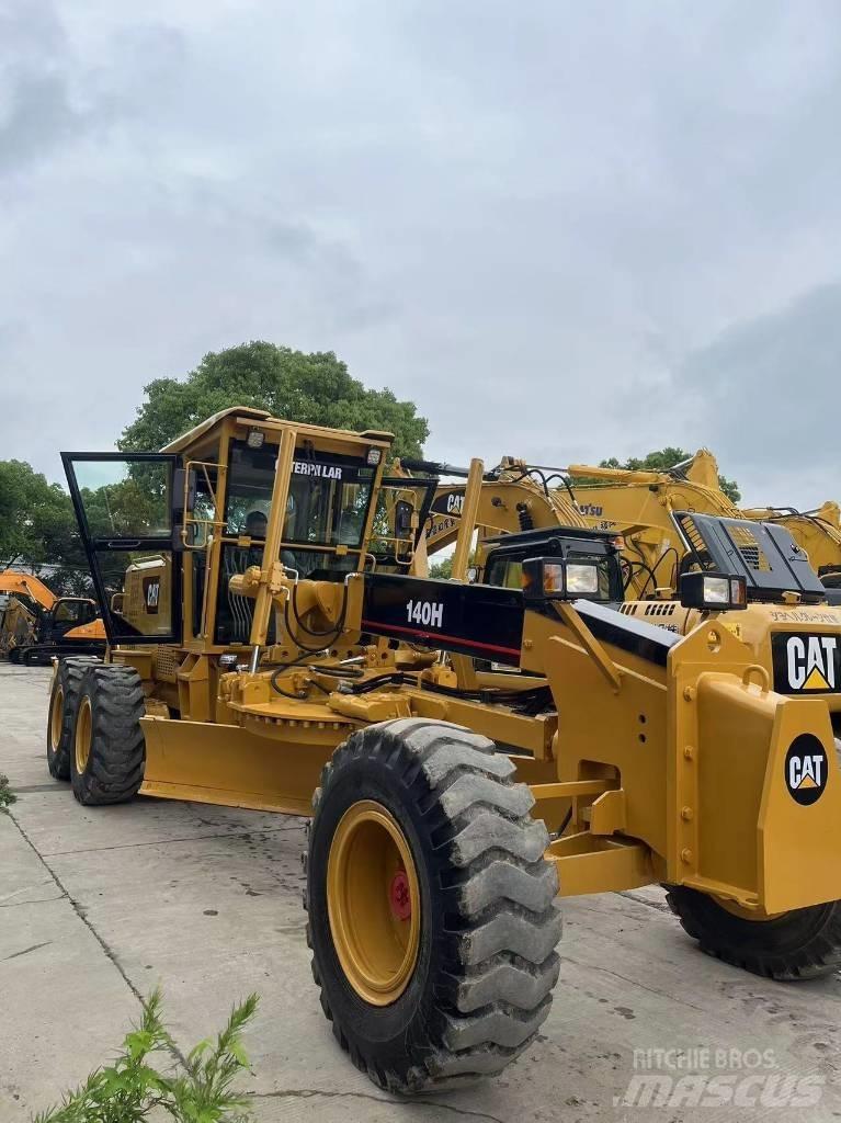 CAT 140 H 平土機