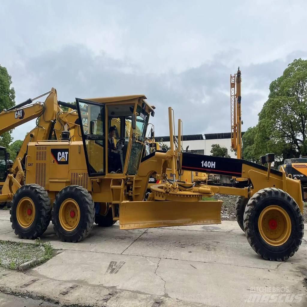 CAT 140 H 平土機