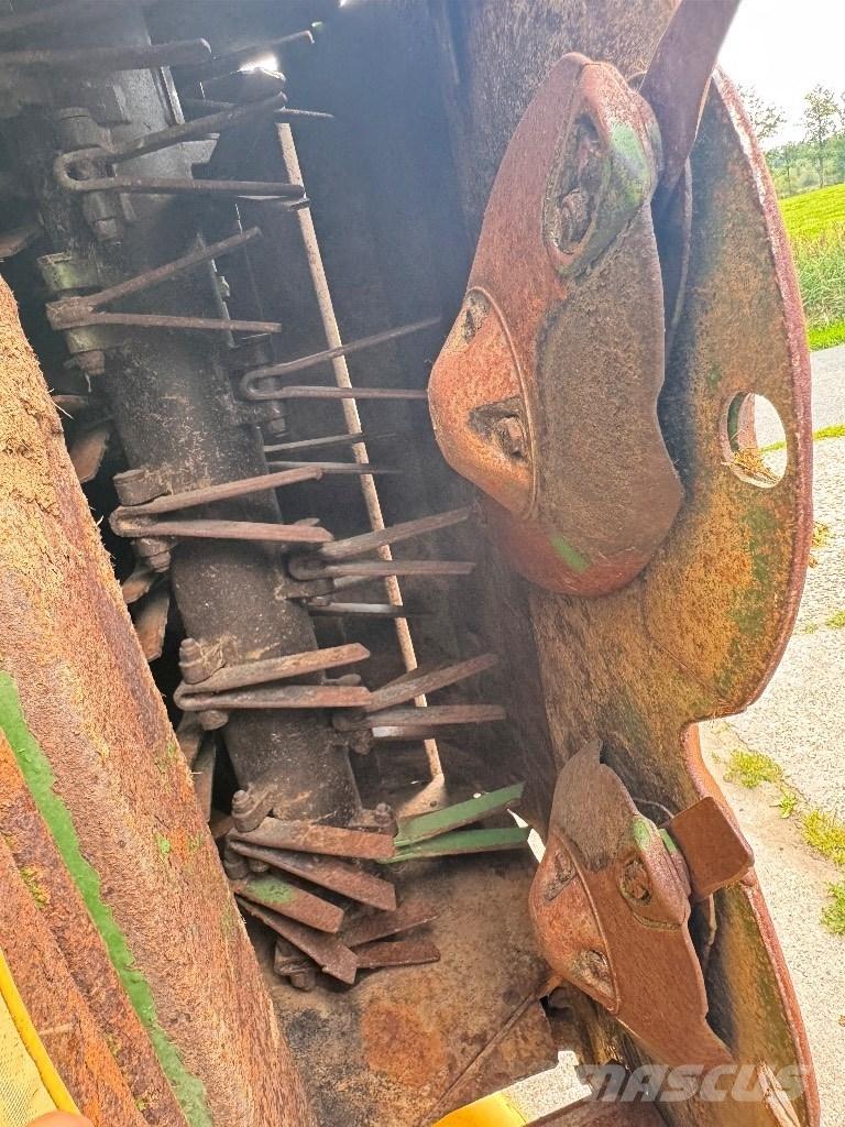 Krone Big M II 割草劑