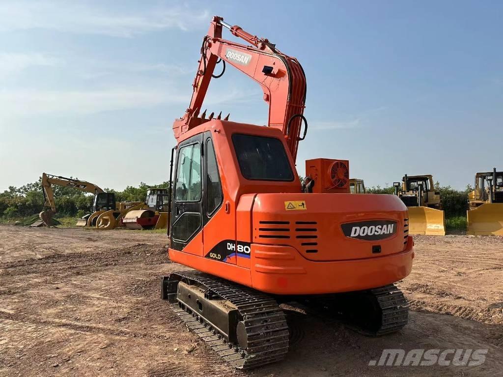Doosan DH 80 中型挖土機/掘鑿機/挖掘機 7t-12t