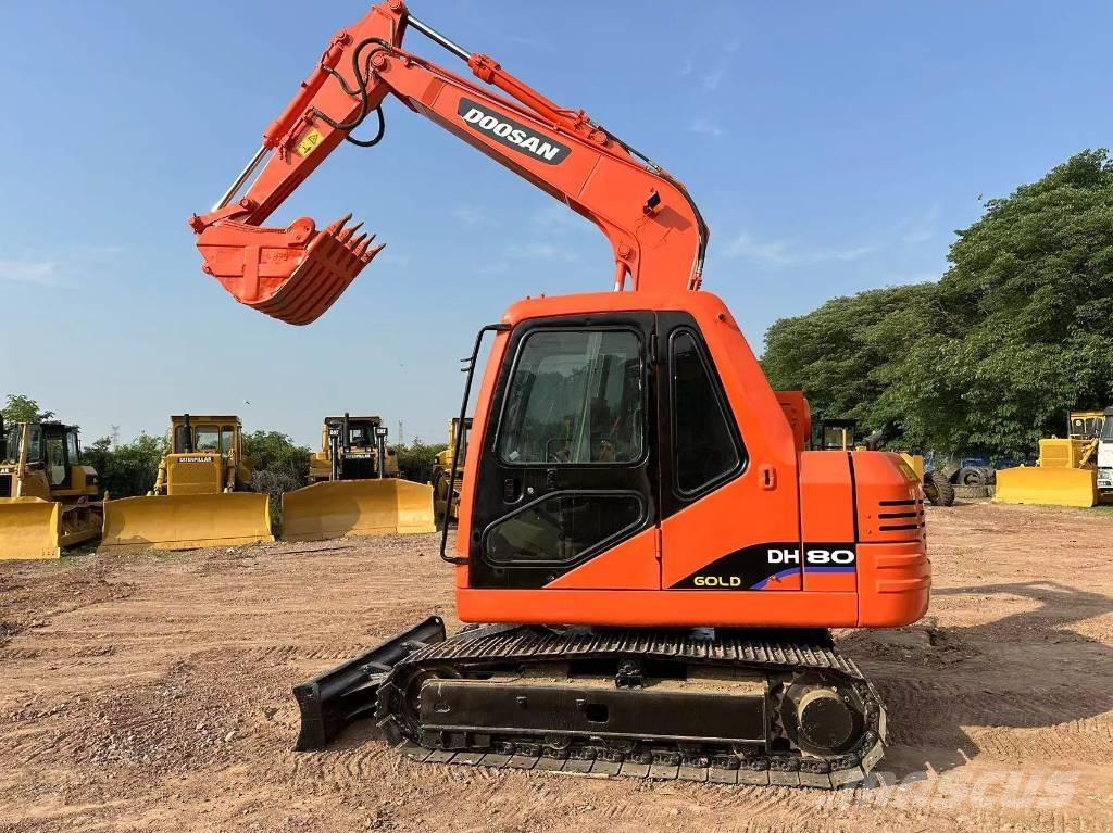 Doosan DH 80 中型挖土機/掘鑿機/挖掘機 7t-12t