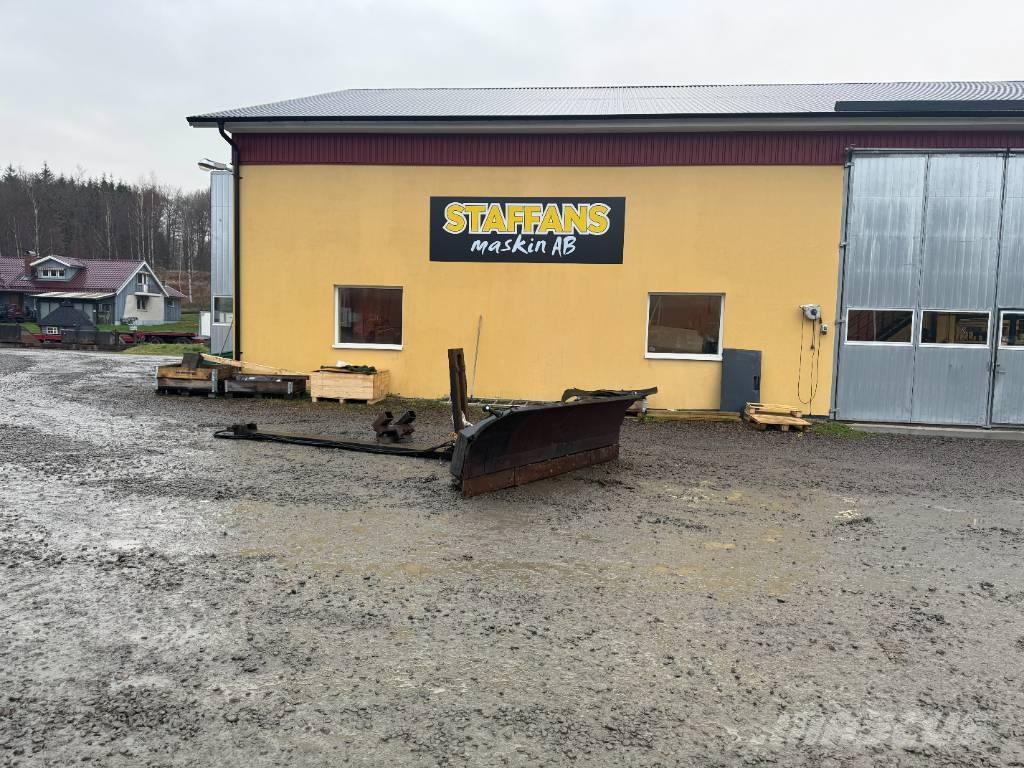 Holms 3.0M 刮雪板和犁