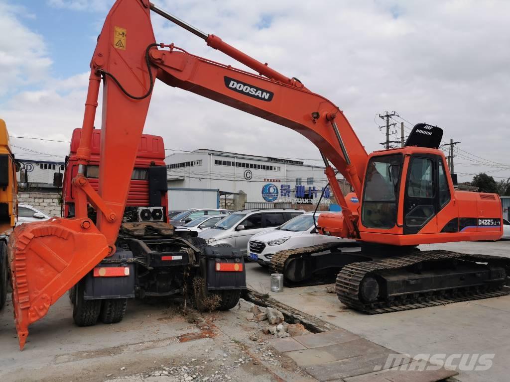 Doosan DH225LC-7 履帶式 挖土機/掘鑿機/挖掘機
