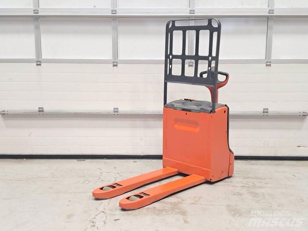 Linde T16 低架升降機