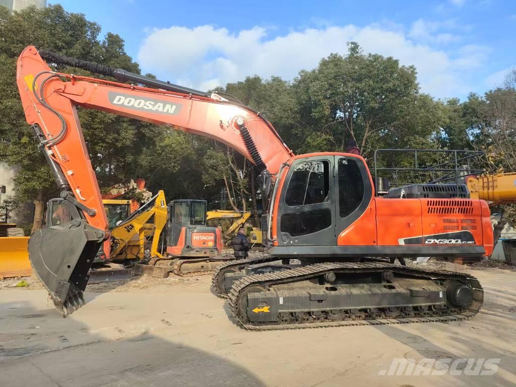 Doosan DX 300 LC 履帶式 挖土機/掘鑿機/挖掘機
