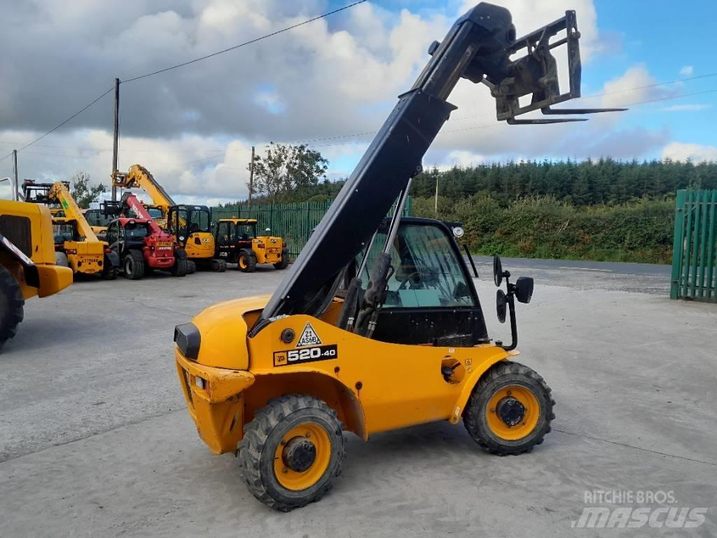 JCB 520-40 農業用伸縮臂裝載機