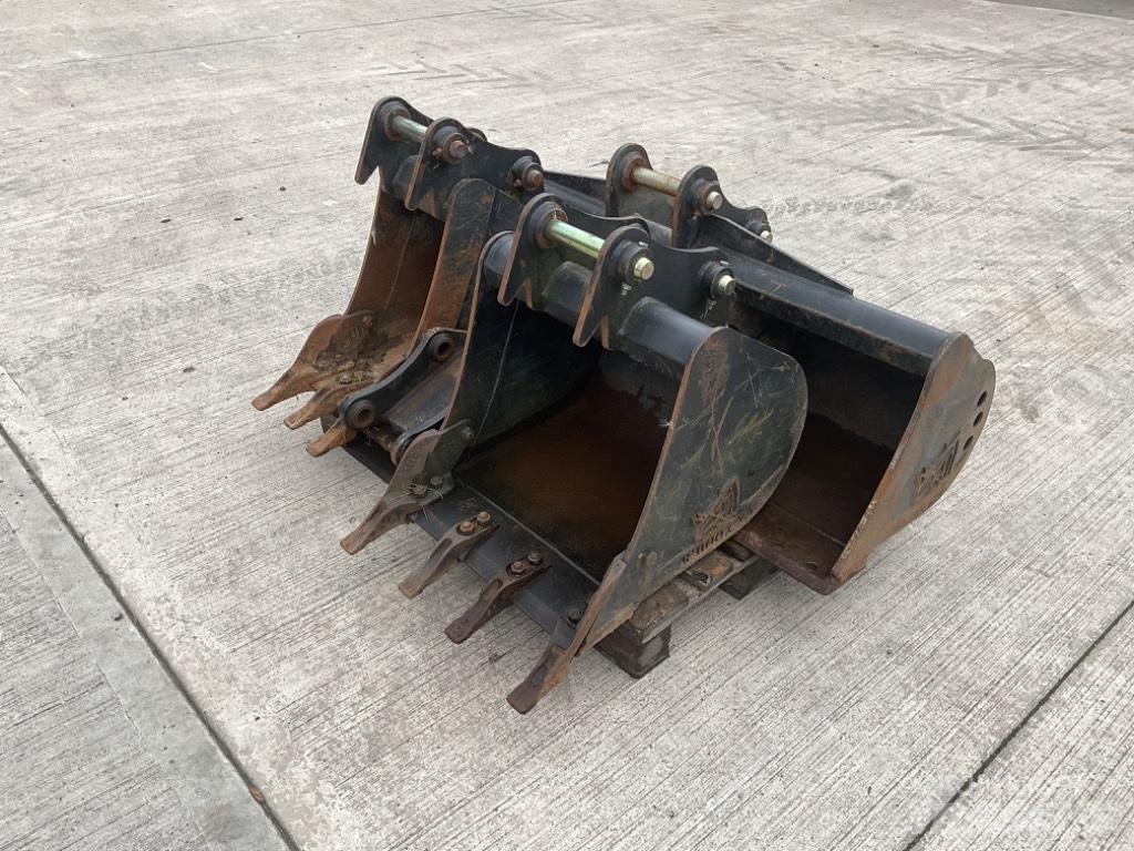 Rhinox Buckets 小型挖土機/掘鑿機<7t(小型挖掘機)