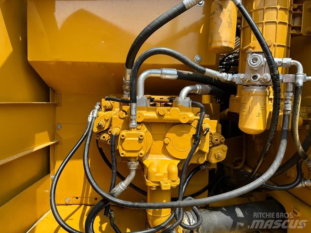 CAT CAT320C 中型挖土機/掘鑿機/挖掘機 7t-12t
