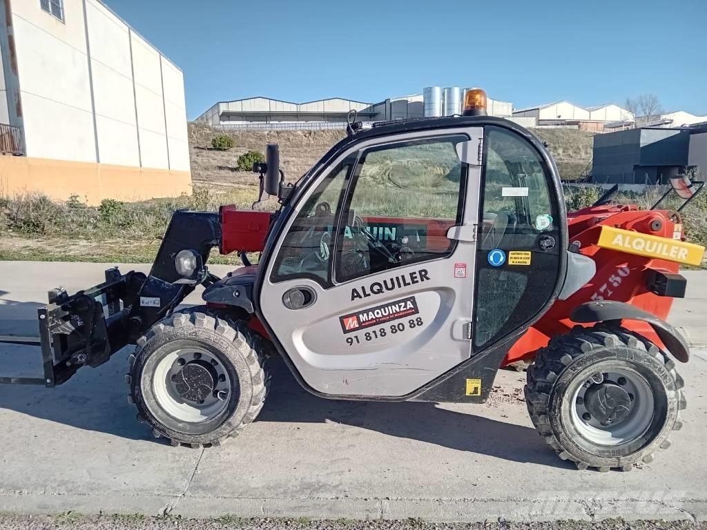 Manitou MT 625 伸縮臂操作車