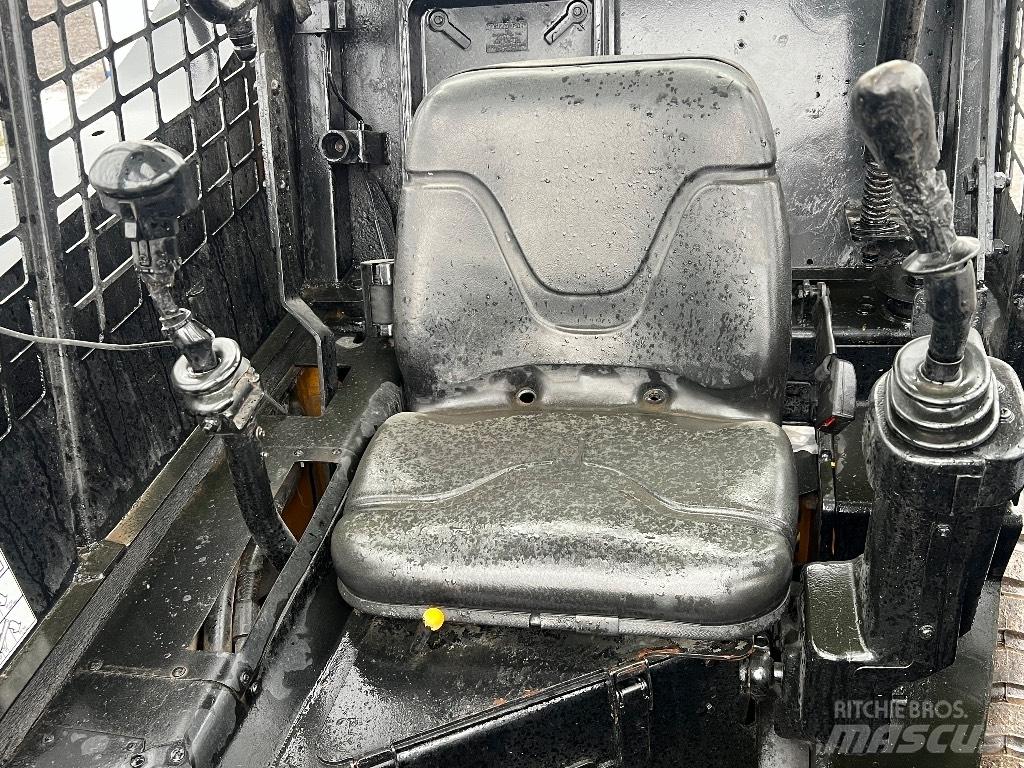 JCB 170 Robot 滑移轉向裝載機