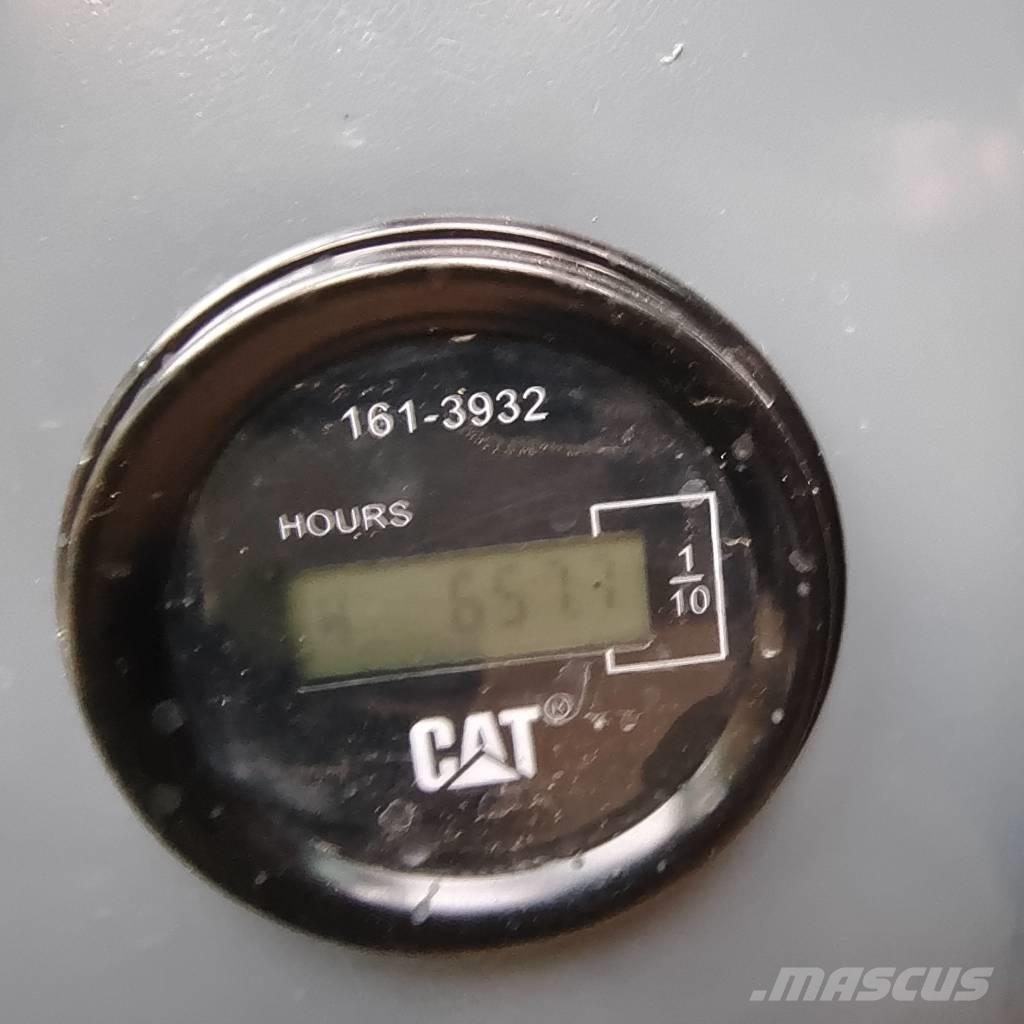 CAT 320 D2L 履帶式 挖土機/掘鑿機/挖掘機