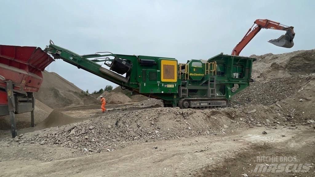 McCloskey J40V2 移動式壓碎機