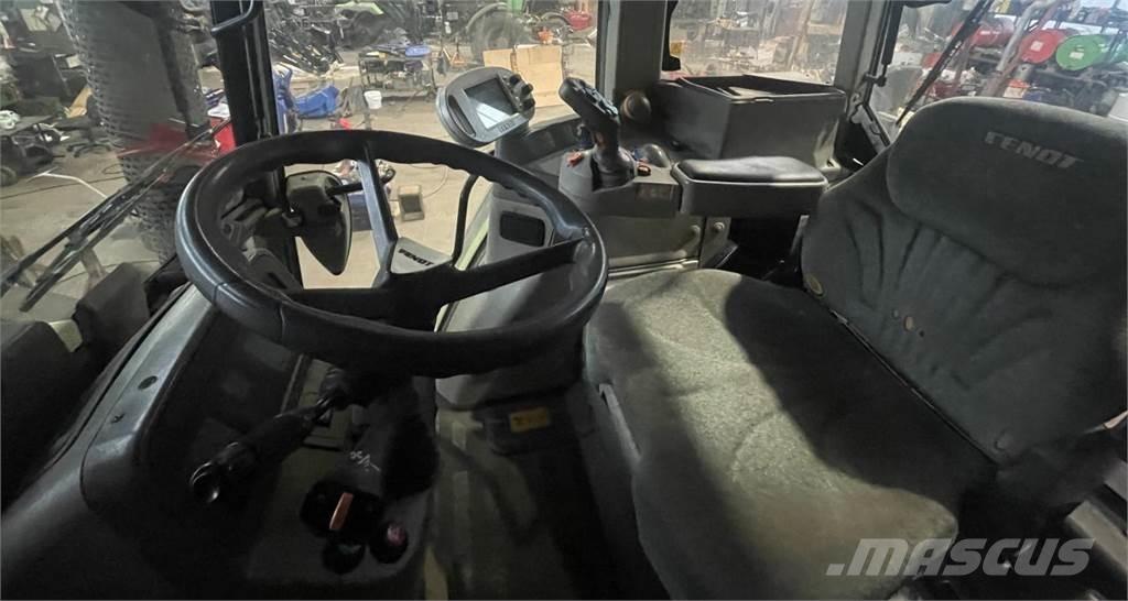 Fendt 820 Vario 曳引機